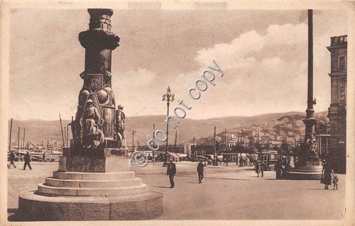 Cartolina - Postcard - Trieste Piazza Unità Pili ai Caduti … | Immagine principale