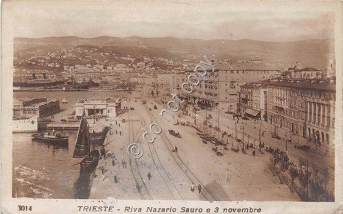 Cartolina - Postcard - Trieste Riva Nazario Sauro barche animata … | Immagine principale