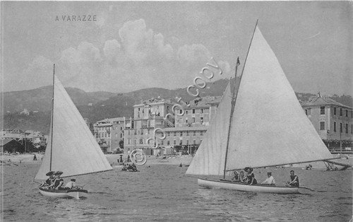 Cartolina - Postcard - Varazze - Barche - Spiaggia - … | Immagine principale