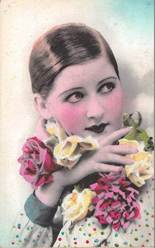 Cartolina - Postcard - Viso di donna con collare di …