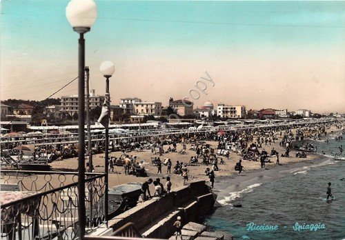 Cartolina - Riccione - spiaggia - 1957 (Rimini) | Immagine principale