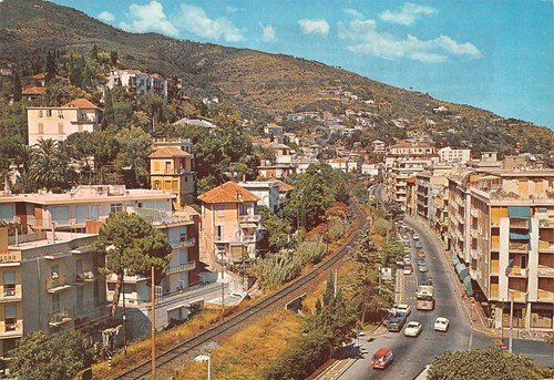 Cartolina Alassio scorcio panoramico ferrovia 1975 | Immagine principale