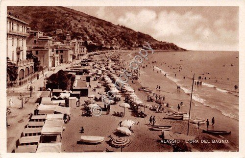 Cartolina Alassio Spiaggia dall'alto 1950 (Savona) | Immagine principale