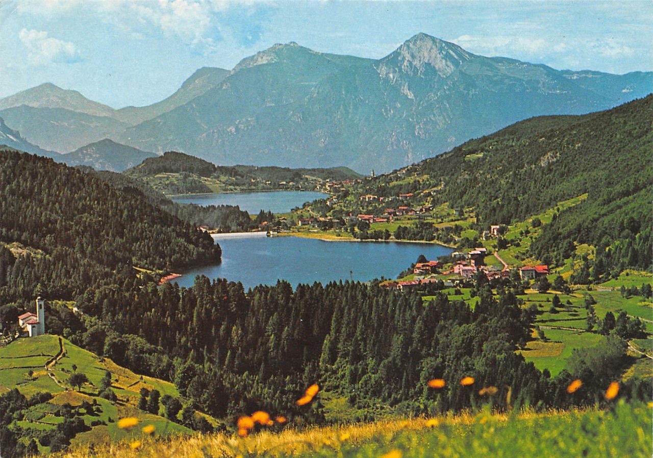 Cartolina Altopiano di Pinè i due laghi 1989 (Trento) | Immagine principale