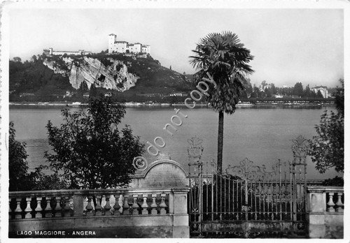 Cartolina Angera panorama parziale 1954