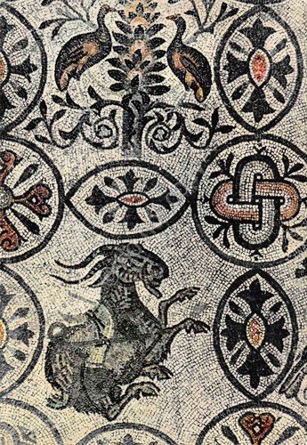 Cartolina Aquileia Basilica Cripta degli scavi mosaico cimandorli capro sellato | Immagine principale