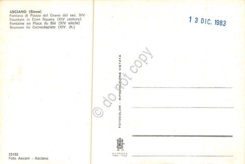 Cartolina Asciano Fontana Piazza del Grano auto d'epoca anni '80