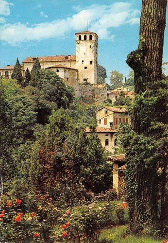 Cartolina Asolo Castello Regina Cornaro e giardini vicini 1977