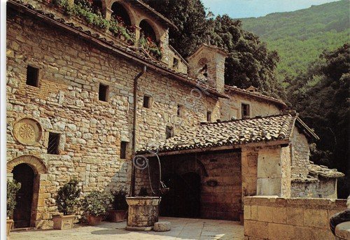 Cartolina Assisi Eremo delle carceri Chiostrino interno 1988 | Immagine principale