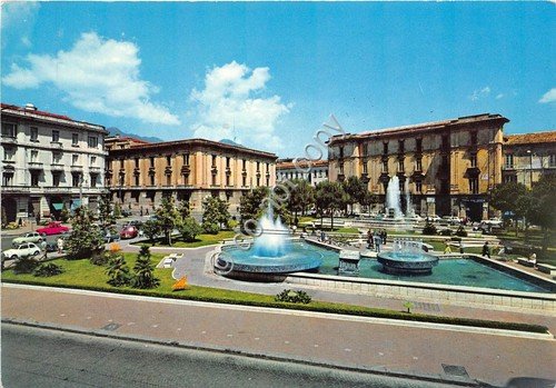 Cartolina Avellino Piazza Libertà