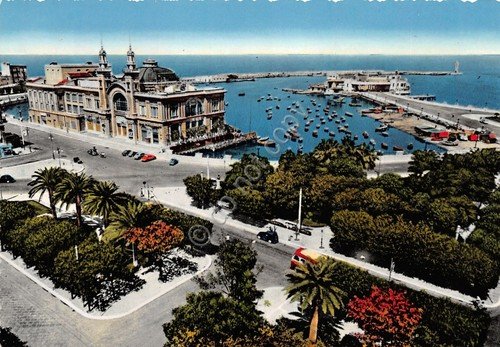 Cartolina Bari Cine Teatro Margherita | Immagine principale