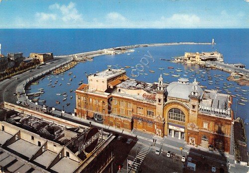 Cartolina Bari Cinema Teatro Morgherita e porticciolo | Immagine principale