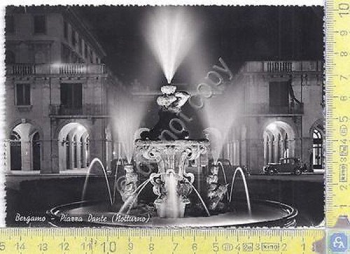 Cartolina Bergamo Piazza Grande in Notturno - 1951 | Immagine principale