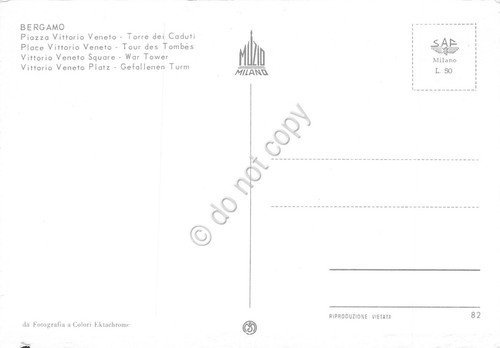 Cartolina Bergamo Piazza V: Emanuele Torre dei Caduti auto d'epoca | Immagine Gallery 2