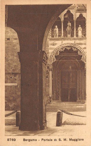 Cartolina Bergamo Portale di S.M. Maggiore anni '20