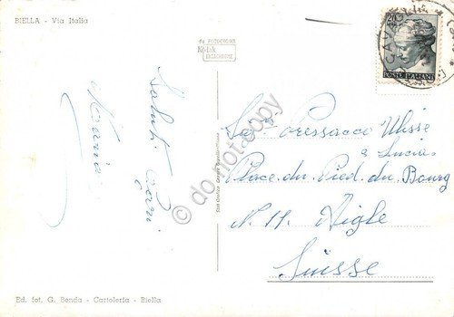 Cartolina Biella Via Italia animata negozi auto angolo piegato