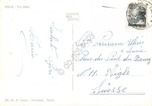 Cartolina Biella Via Italia animata negozi auto angolo piegato