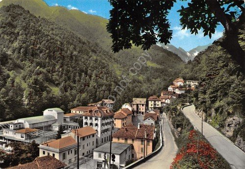 Cartolina Bognanco Fonti Panorama 1960 timbro Bognanco grinze (Verbania)