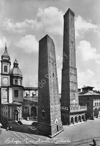 Cartolina Bologna Torri Asinelli e Garisenda anni '50 | Immagine principale