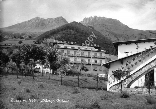 Cartolina Borno Albergo Milano 1964 (Brescia)