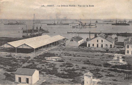 Cartolina Brest La defense Mobile vue sur la rade | Immagine principale