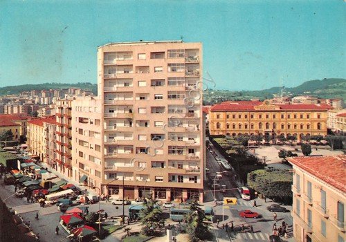 Cartolina Campobasso Piazza Ovidio 1970 | Immagine principale