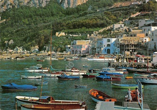 Cartolina Capri Marina Grande Piccolo porto Distributore benzina Esso (Napoli) | Immagine principale