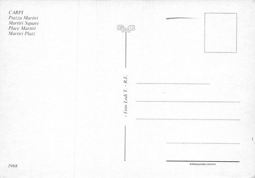 Cartolina Carpi Piazza Martiri auto d'epoca