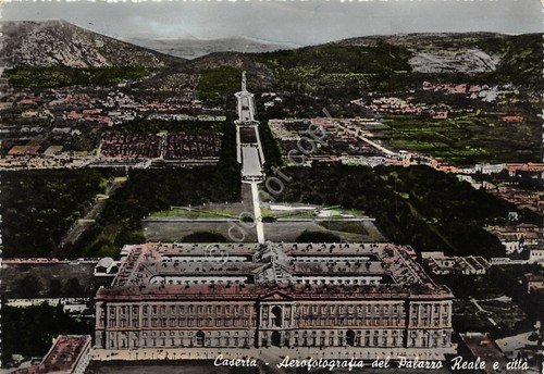 Cartolina Caserta vista aerea del Palazzo Reale e città colorata … | Immagine Gallery 1