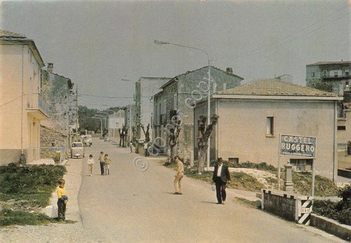 Cartolina Castel Ruggero Corso Umberto 1° animata anni '80 | Immagine Gallery 1