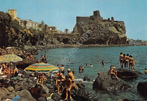 Cartolina Catania Aci Castello La scogliera animata anni '70 | Immagine principale