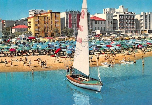 Cartolina Cattolica grandi alberghi spiaggia vela anni '80