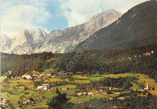 Cartolina Cavedago Dolomiti del Brenta case chiesa 1987 | Immagine principale