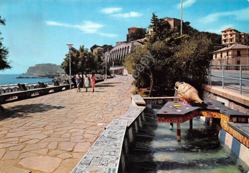 Cartolina Celle Ligure passeggiata animata 1965 (Savona)