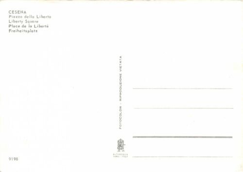 Cartolina Cesena Piazza della Libert auto d'epoca