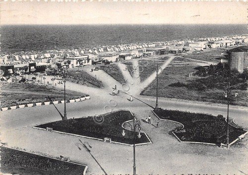 Cartolina Cesenatico Spiaggia dall'alto 1958 Timbro Prefettura (Forl“) | Immagine principale