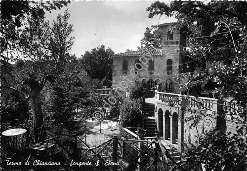 Cartolina Chianciano Terme Sorgente S. Elena anni '50