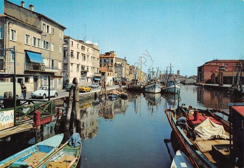 Cartolina Chioggia Canal San Domenico Bar pescherecci case auto