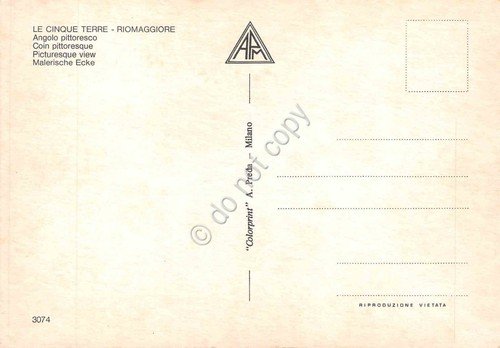 Cartolina Cinque Terre Riomaggiore al tramonto scalinata case (La Spezia) | Immagine Gallery 2