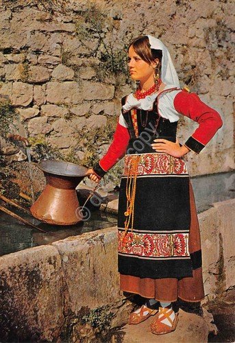 Cartolina Ciociaria costume tradizionale donna e rame