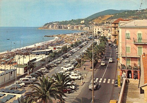 Cartolina Cogoleto Lungomare e spiaggia 1971 (Genova) | Immagine principale