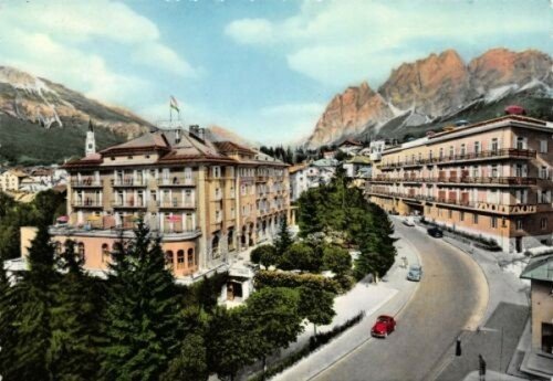 Cartolina Cortina d'Ampezzo Grand Hotel Savoy colorata | Immagine Gallery 1