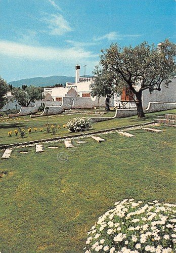 Cartolina Costaraba di Montauro una villa nel parco anni '80 | Immagine principale