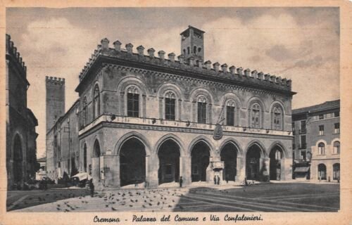 Cartolina Cremona Palazzo del Comune Via Confalonieri