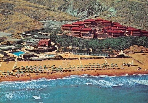 Cartolina Crotone Casarossa Capocolonna complesso turistico | Immagine principale