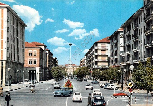 Cartolina Cuneo Corso Giolitti auto 1962 | Immagine principale