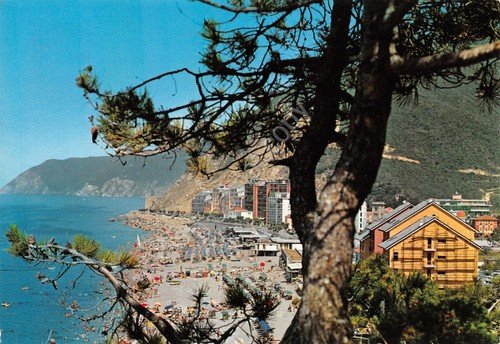 Cartolina Deiva Marina spiaggia dall'alto 1972 (Imperia) | Immagine principale