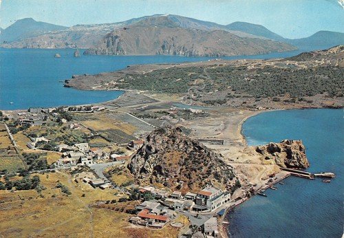 Cartolina Eolie Isola Vulcano vista dall'aero 1974 | Immagine principale