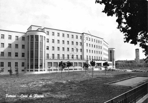 Cartolina Faenza Casa di Riposo anni '50