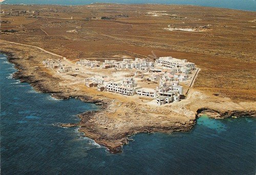 Cartolina Favignana Villaggio Gassman dall' aereo 1987 | Immagine principale